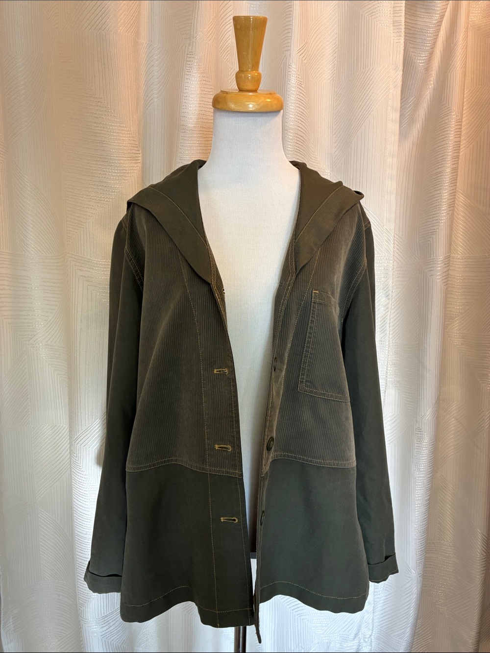 Shaver Lake Women's Hooded Utility Jacket in Olive Green